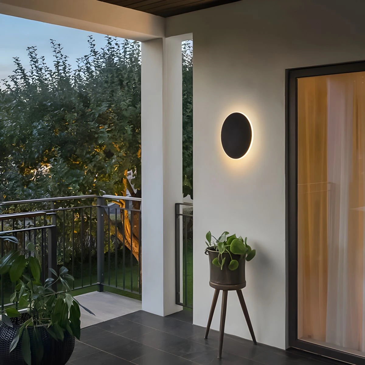 Black Metal Wall Sconce — product view 4