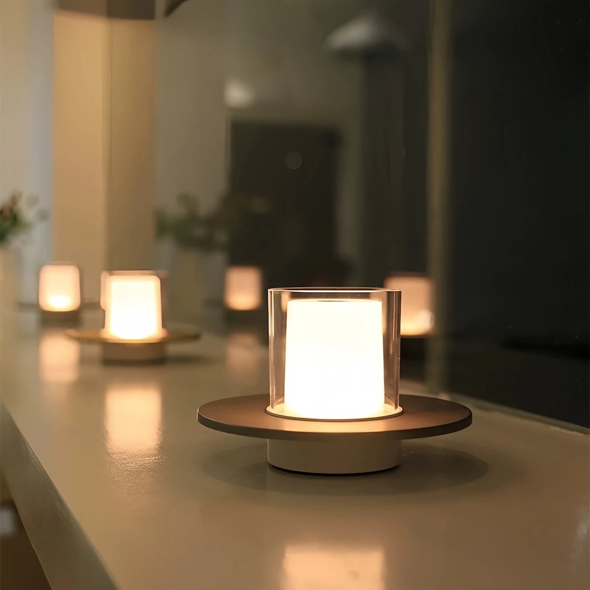 Table Lamp — product view 2