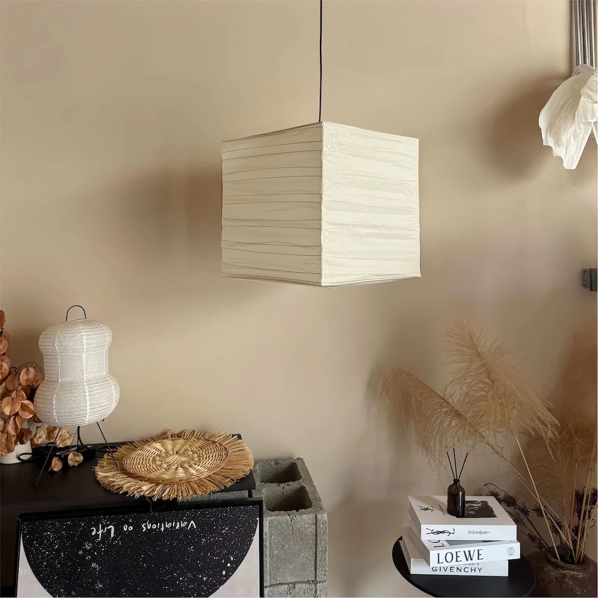 Creamy Pendant Light — product view 9